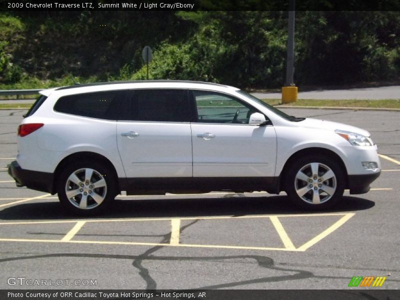 Summit White / Light Gray/Ebony 2009 Chevrolet Traverse LTZ