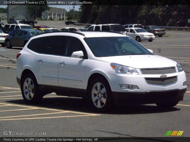 Summit White / Light Gray/Ebony 2009 Chevrolet Traverse LTZ