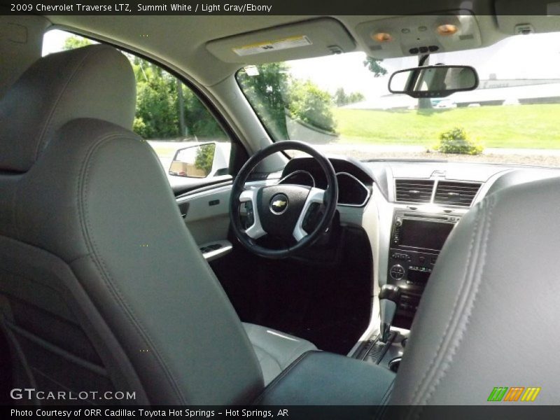 Summit White / Light Gray/Ebony 2009 Chevrolet Traverse LTZ