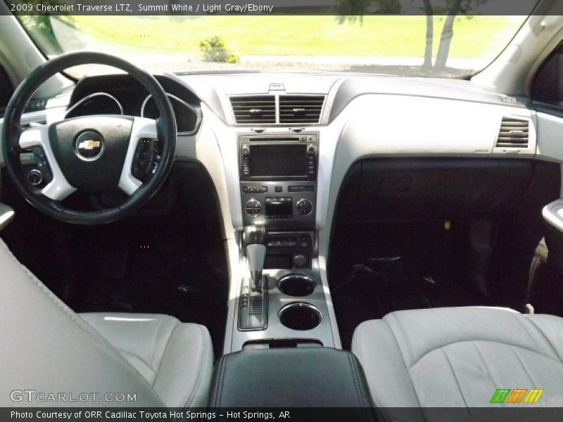 Summit White / Light Gray/Ebony 2009 Chevrolet Traverse LTZ