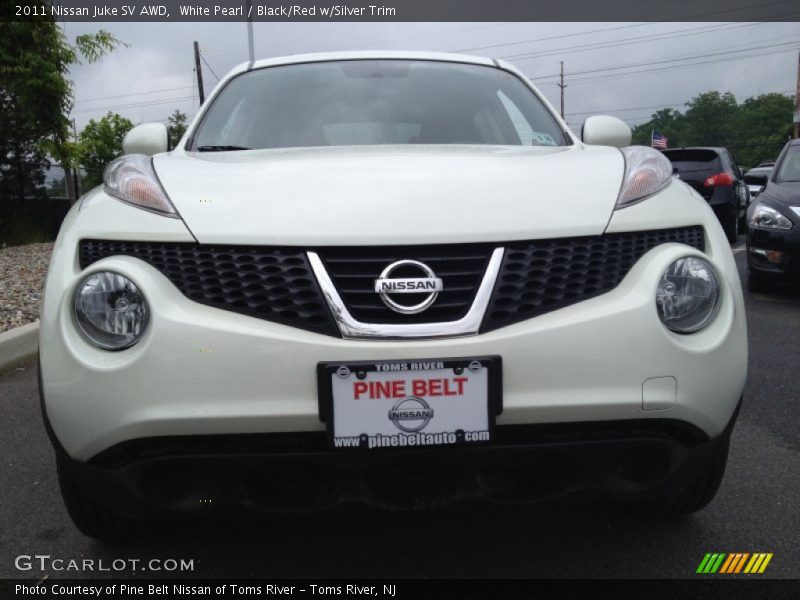 White Pearl / Black/Red w/Silver Trim 2011 Nissan Juke SV AWD