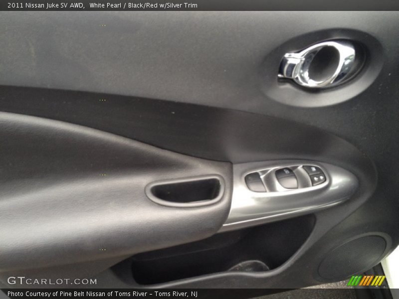 White Pearl / Black/Red w/Silver Trim 2011 Nissan Juke SV AWD