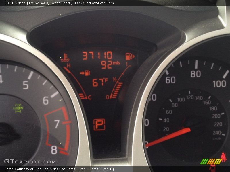 White Pearl / Black/Red w/Silver Trim 2011 Nissan Juke SV AWD