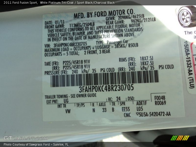 White Platinum Tri-Coat / Sport Black/Charcoal Black 2011 Ford Fusion Sport