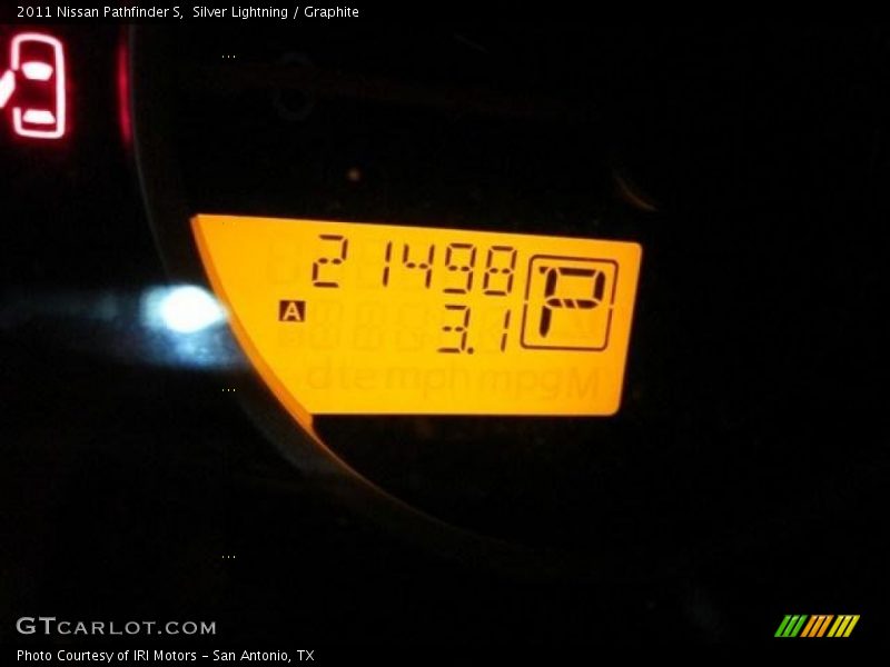 Silver Lightning / Graphite 2011 Nissan Pathfinder S