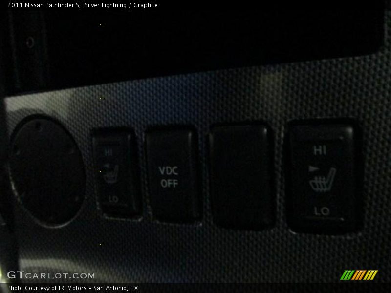 Silver Lightning / Graphite 2011 Nissan Pathfinder S