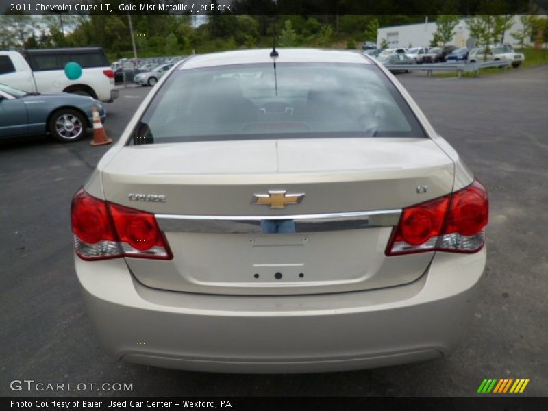 Gold Mist Metallic / Jet Black 2011 Chevrolet Cruze LT