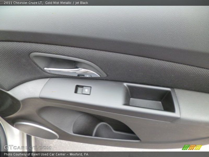 Gold Mist Metallic / Jet Black 2011 Chevrolet Cruze LT