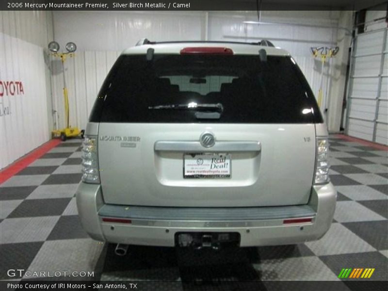 Silver Birch Metallic / Camel 2006 Mercury Mountaineer Premier