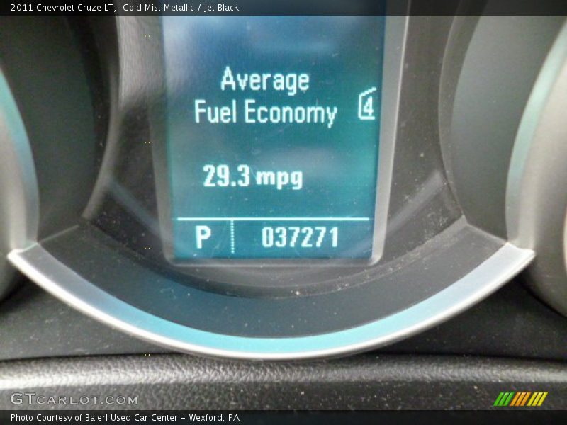 Gold Mist Metallic / Jet Black 2011 Chevrolet Cruze LT