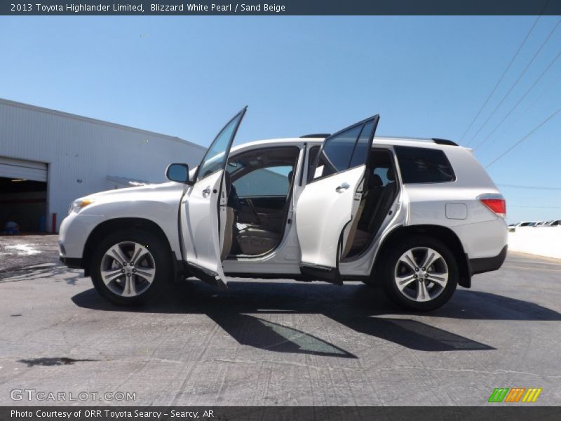 Blizzard White Pearl / Sand Beige 2013 Toyota Highlander Limited