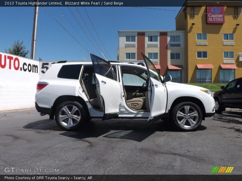 Blizzard White Pearl / Sand Beige 2013 Toyota Highlander Limited