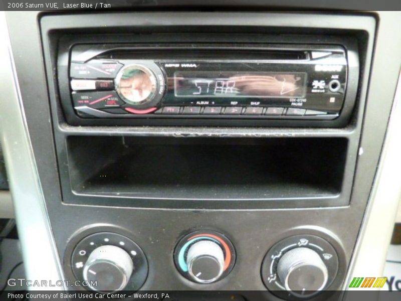 Laser Blue / Tan 2006 Saturn VUE