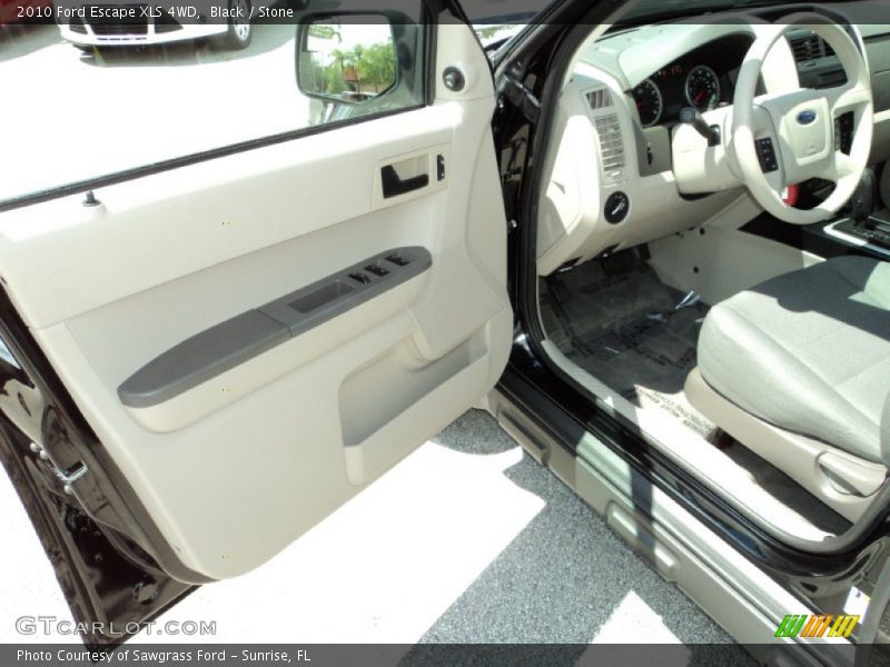 Door Panel of 2010 Escape XLS 4WD
