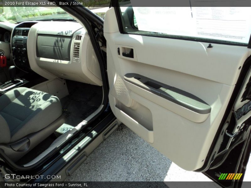 Black / Stone 2010 Ford Escape XLS 4WD