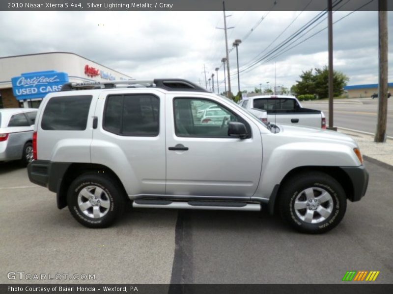 Silver Lightning Metallic / Gray 2010 Nissan Xterra S 4x4