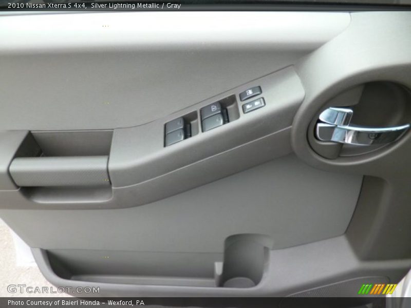 Silver Lightning Metallic / Gray 2010 Nissan Xterra S 4x4