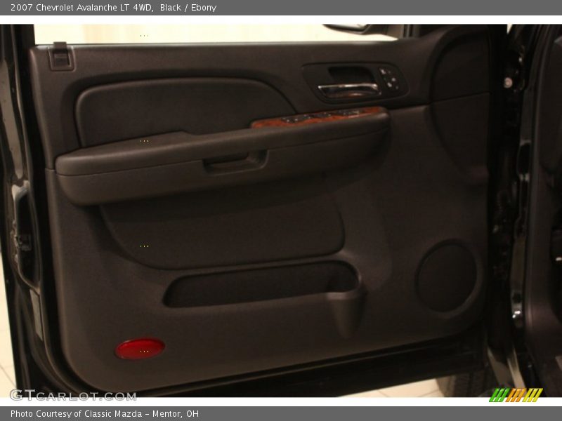 Black / Ebony 2007 Chevrolet Avalanche LT 4WD