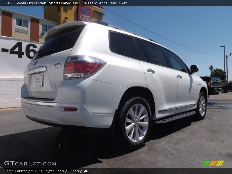 Blizzard White Pearl / Ash 2013 Toyota Highlander Hybrid Limited 4WD
