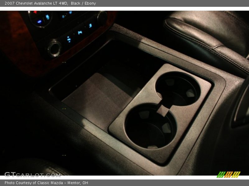 Black / Ebony 2007 Chevrolet Avalanche LT 4WD