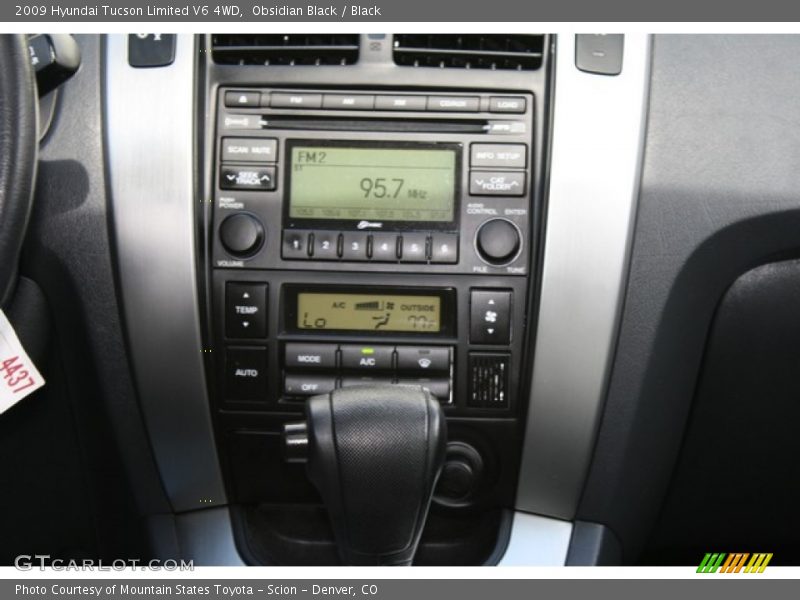 Obsidian Black / Black 2009 Hyundai Tucson Limited V6 4WD