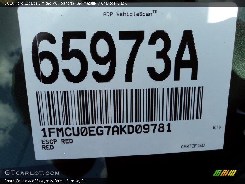 Sangria Red Metallic / Charcoal Black 2010 Ford Escape Limited V6
