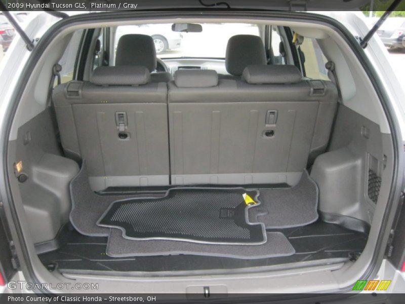 Platinum / Gray 2009 Hyundai Tucson GLS