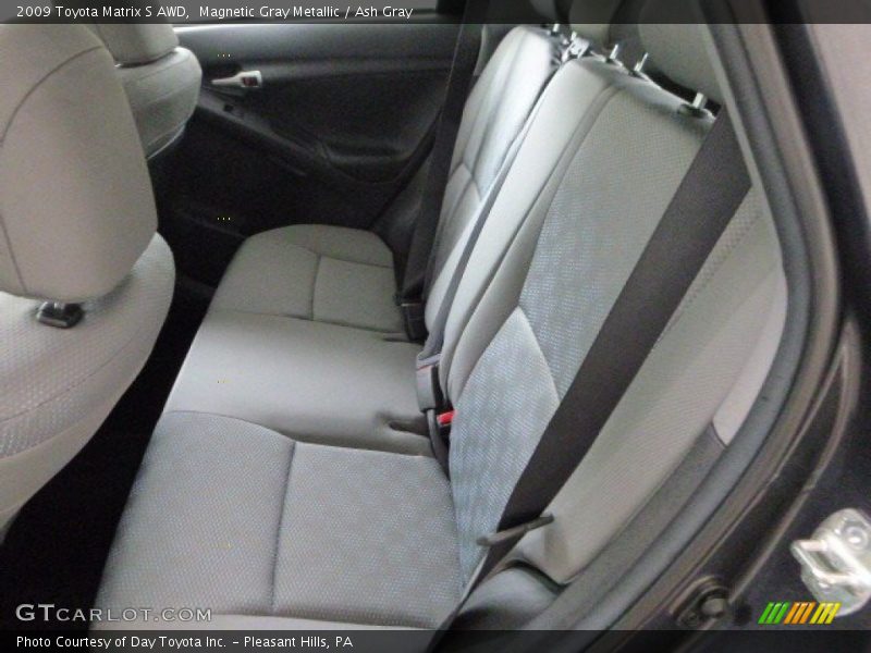 Magnetic Gray Metallic / Ash Gray 2009 Toyota Matrix S AWD