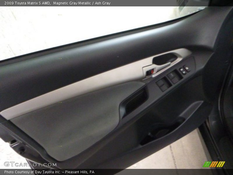 Magnetic Gray Metallic / Ash Gray 2009 Toyota Matrix S AWD