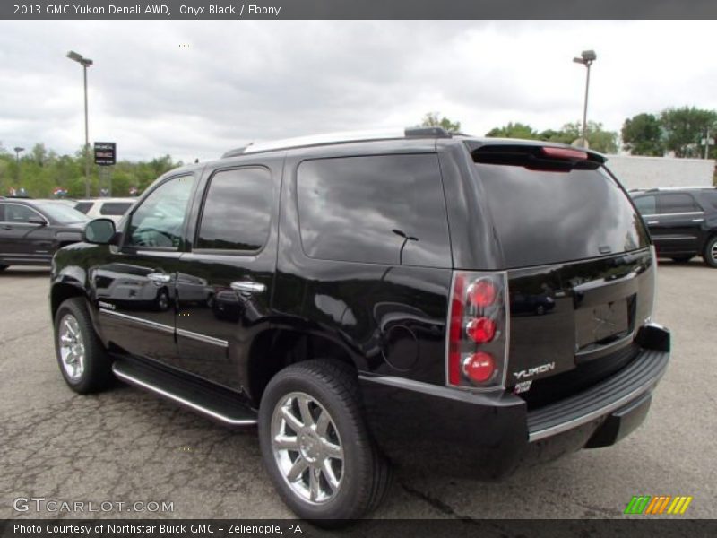 Onyx Black / Ebony 2013 GMC Yukon Denali AWD