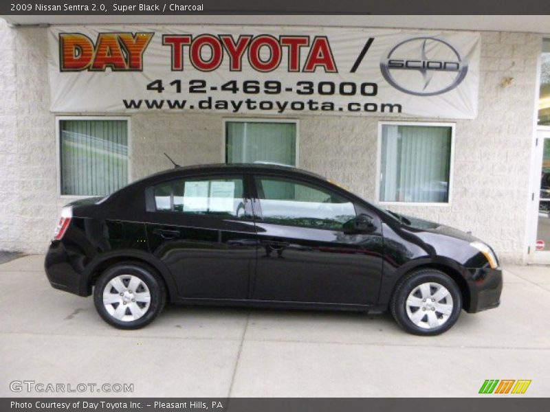 Super Black / Charcoal 2009 Nissan Sentra 2.0