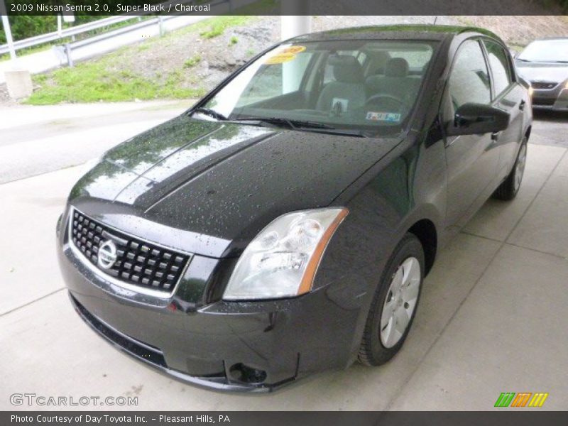 Super Black / Charcoal 2009 Nissan Sentra 2.0