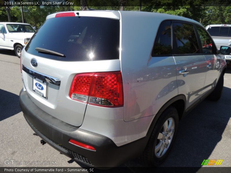 Bright Silver / Gray 2011 Kia Sorento LX