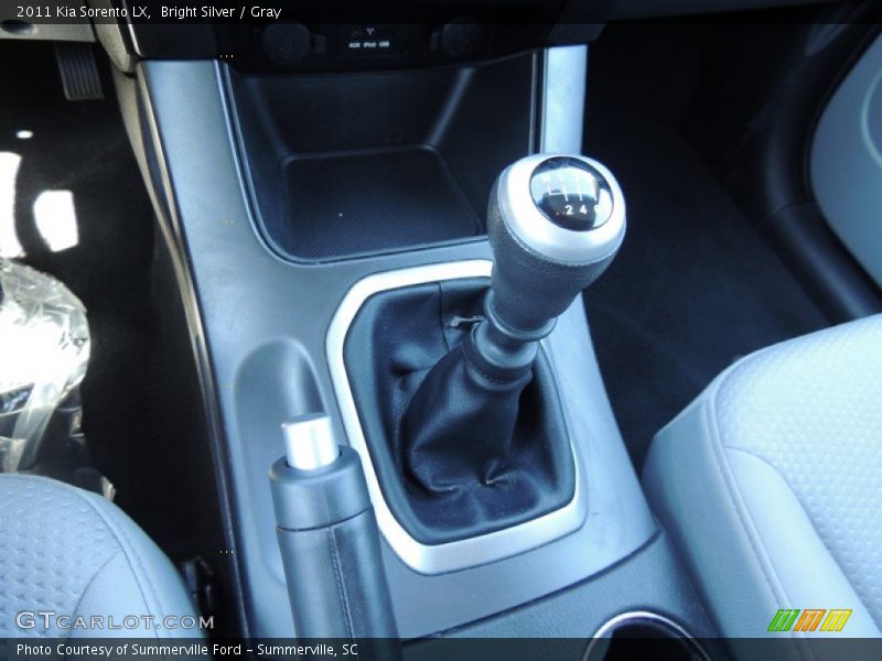 Bright Silver / Gray 2011 Kia Sorento LX