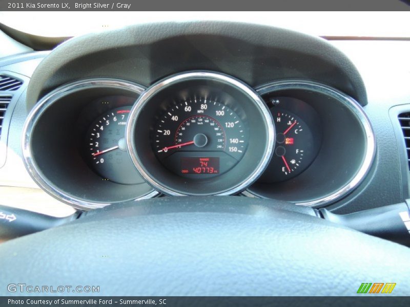 Bright Silver / Gray 2011 Kia Sorento LX