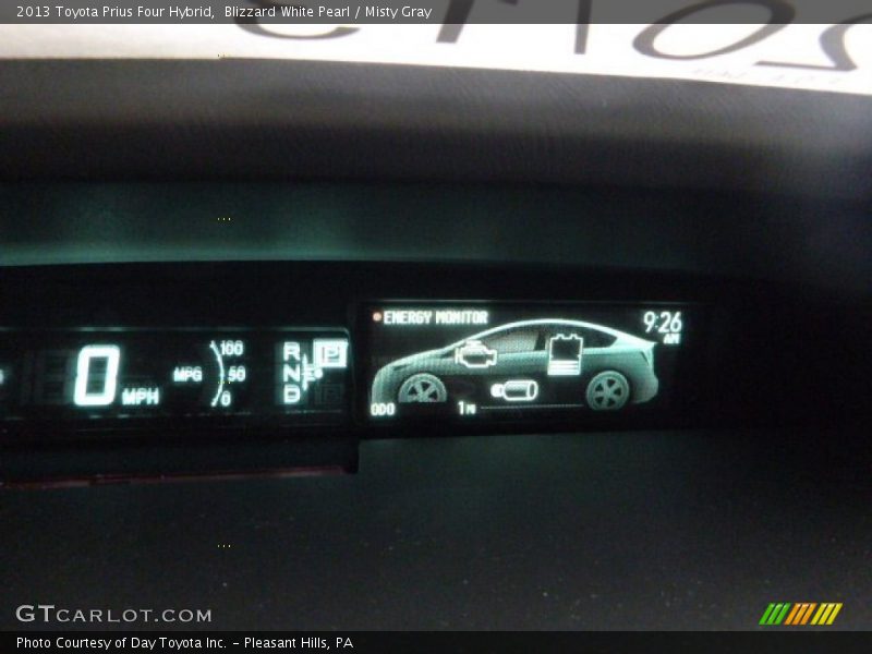 Blizzard White Pearl / Misty Gray 2013 Toyota Prius Four Hybrid
