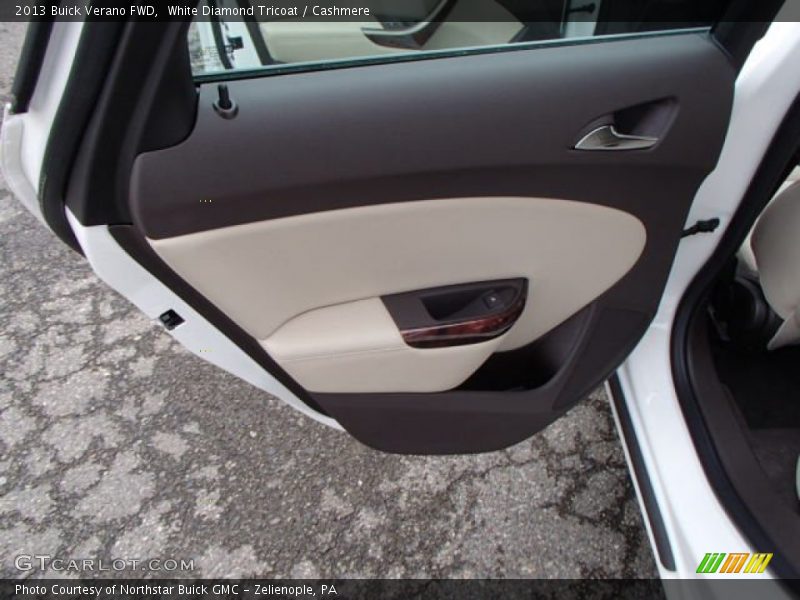 White Diamond Tricoat / Cashmere 2013 Buick Verano FWD
