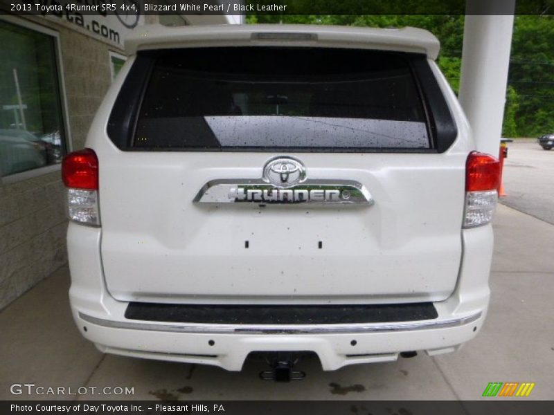 Blizzard White Pearl / Black Leather 2013 Toyota 4Runner SR5 4x4