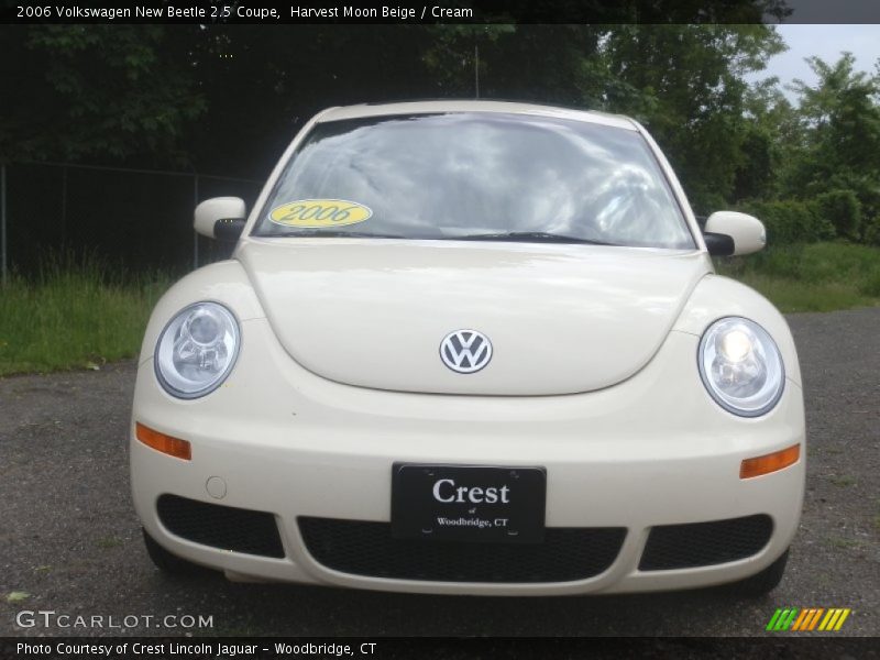 Harvest Moon Beige / Cream 2006 Volkswagen New Beetle 2.5 Coupe