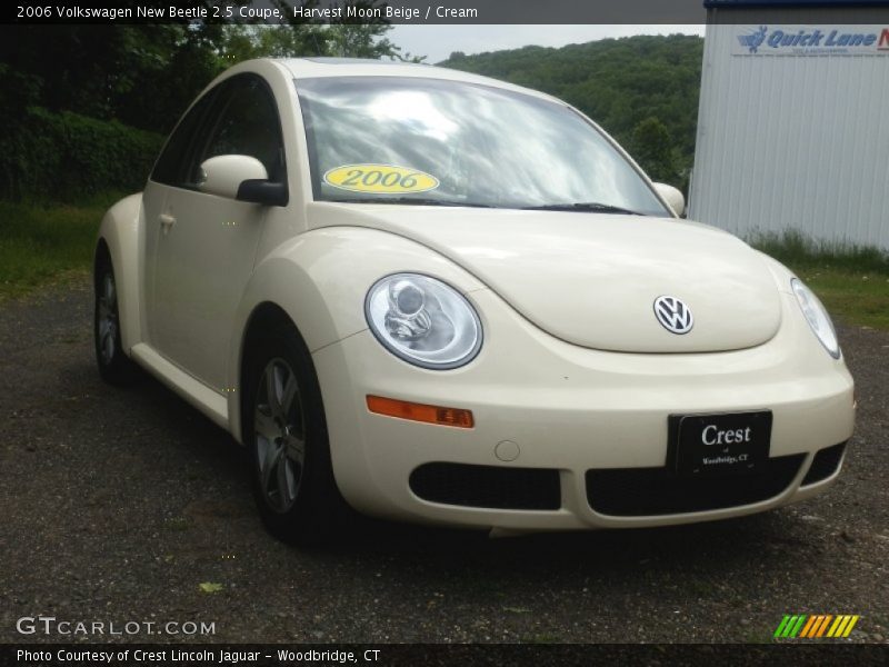 Harvest Moon Beige / Cream 2006 Volkswagen New Beetle 2.5 Coupe