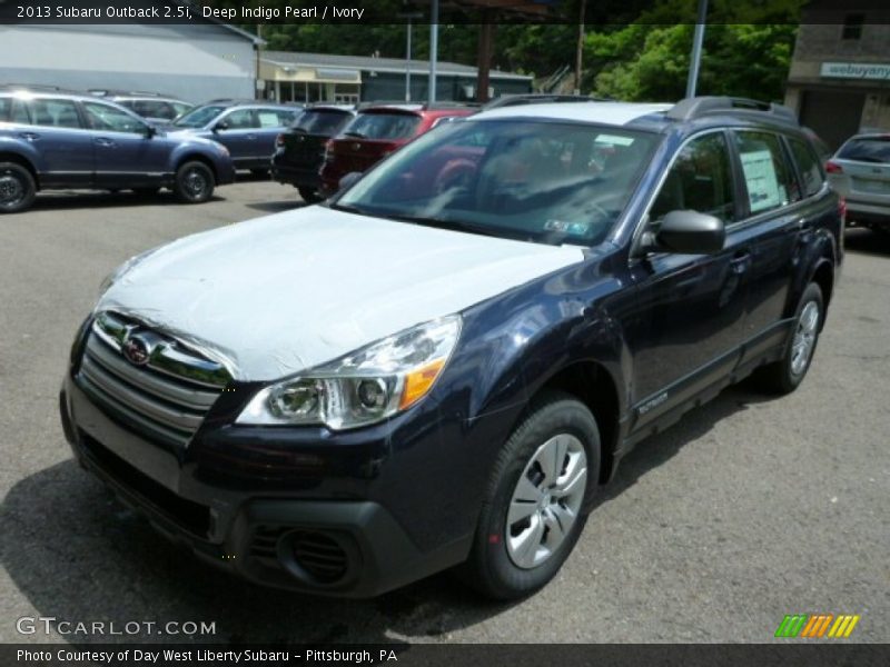 Deep Indigo Pearl / Ivory 2013 Subaru Outback 2.5i
