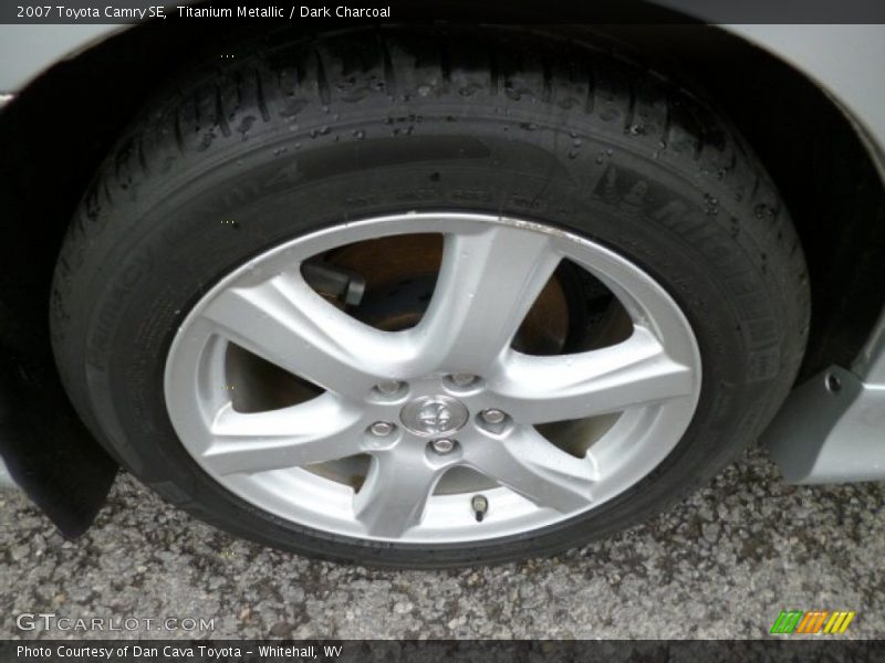 Titanium Metallic / Dark Charcoal 2007 Toyota Camry SE
