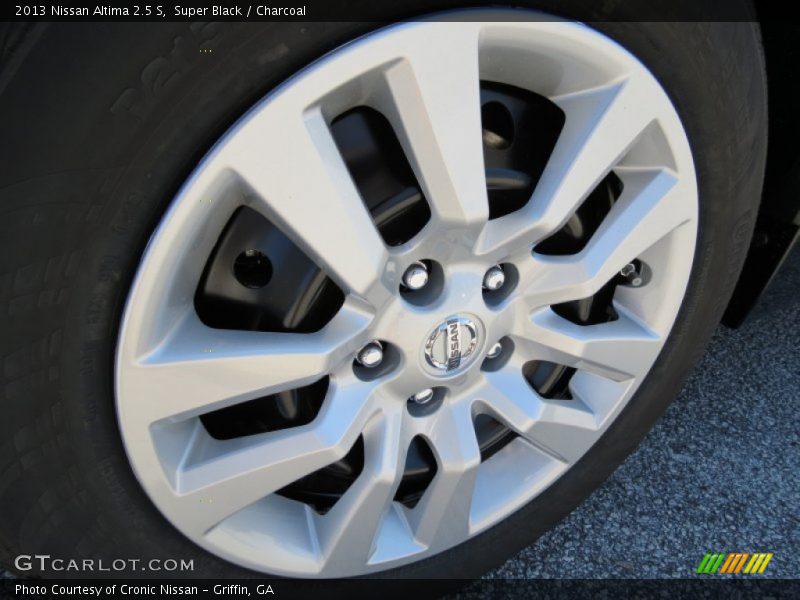 Super Black / Charcoal 2013 Nissan Altima 2.5 S