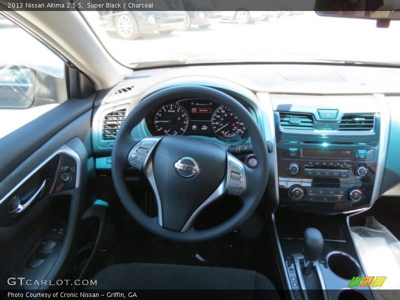 Super Black / Charcoal 2013 Nissan Altima 2.5 S