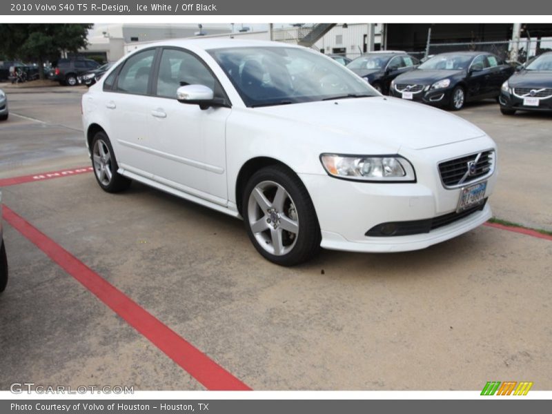 Ice White / Off Black 2010 Volvo S40 T5 R-Design