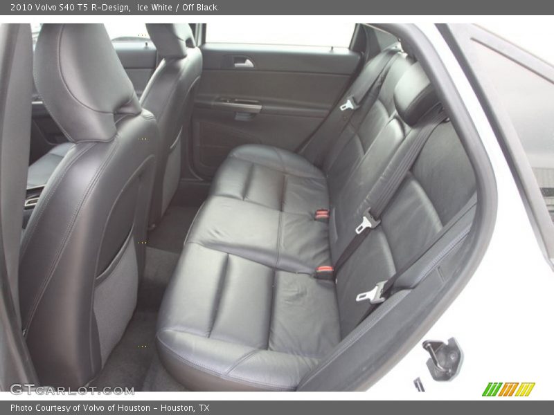 Ice White / Off Black 2010 Volvo S40 T5 R-Design