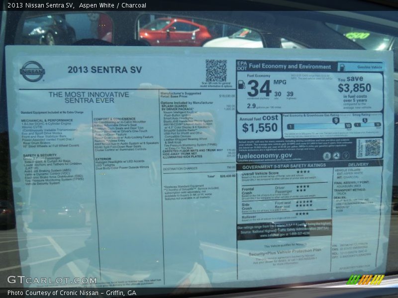 Aspen White / Charcoal 2013 Nissan Sentra SV