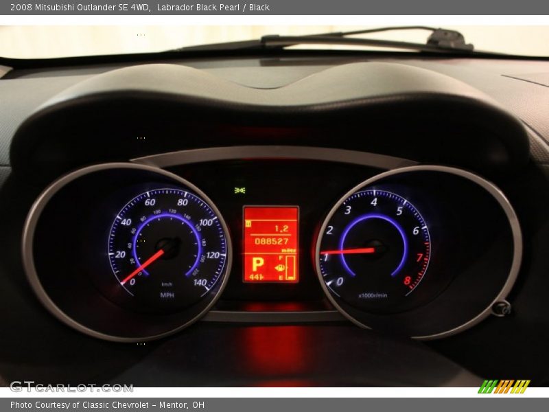 Labrador Black Pearl / Black 2008 Mitsubishi Outlander SE 4WD