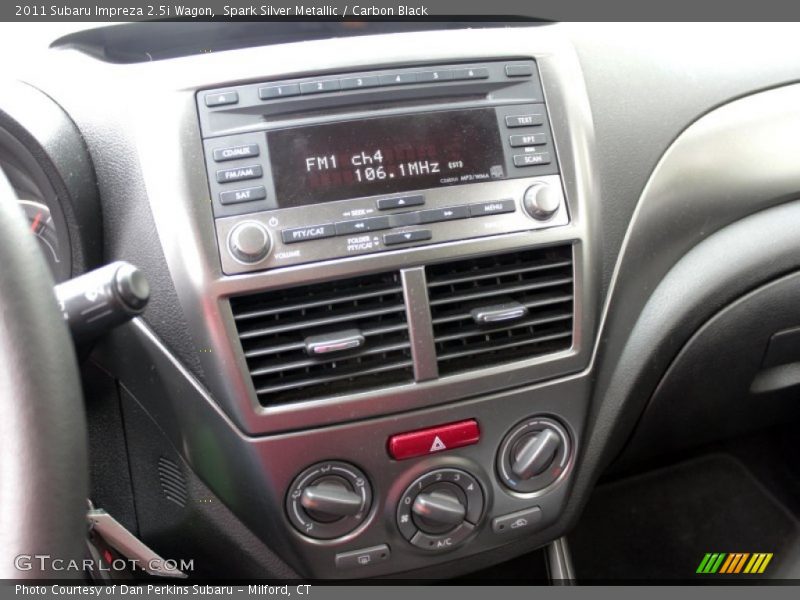 Spark Silver Metallic / Carbon Black 2011 Subaru Impreza 2.5i Wagon
