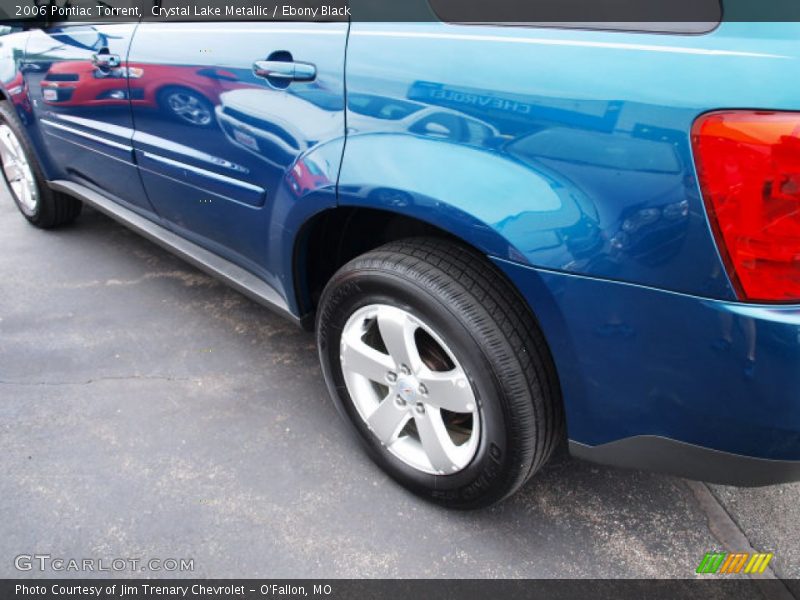 Crystal Lake Metallic / Ebony Black 2006 Pontiac Torrent